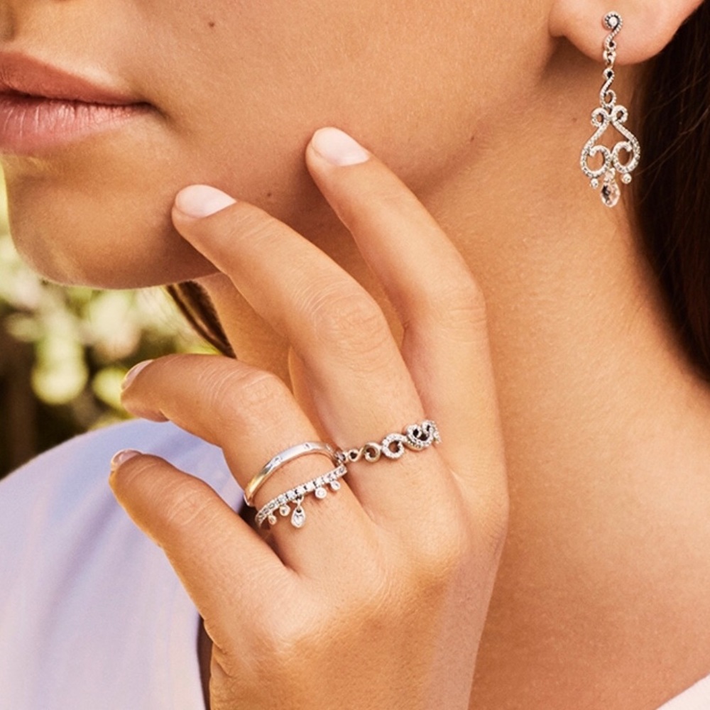 Pandora Ring